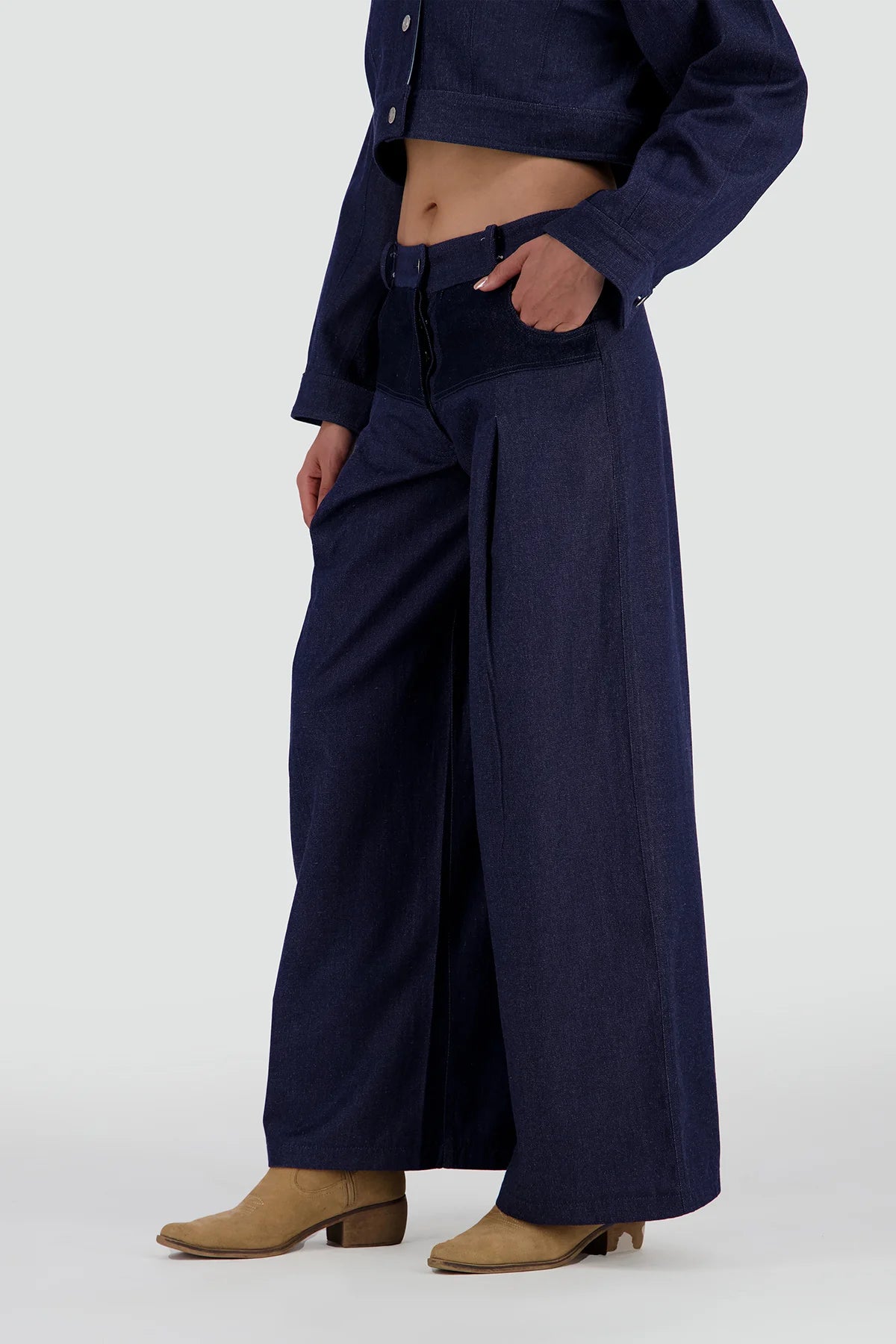 TWO-TONE DENIM SET
